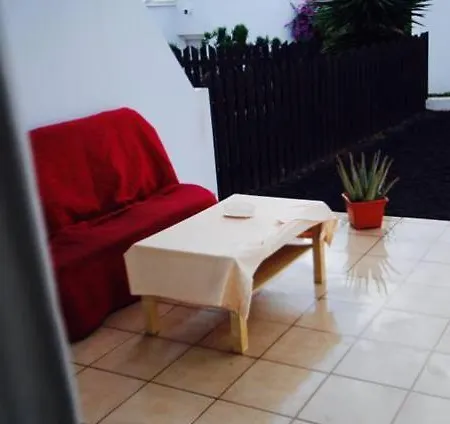 Couette-café Backpackers Playa Blanca