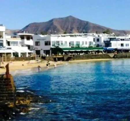 Backpackers Playa Blanca * プラヤ・ブランカ